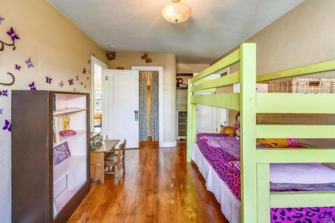 2210 Georgia St, Vallejo, CA 94590 photo 15