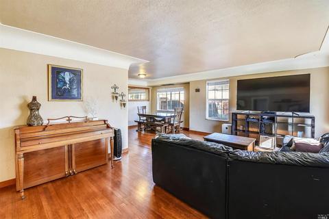 2210 Georgia St, Vallejo, CA 94590 photo 6