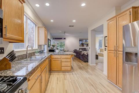 525 Edenderry Dr, Vacaville, CA 95688 photo 18