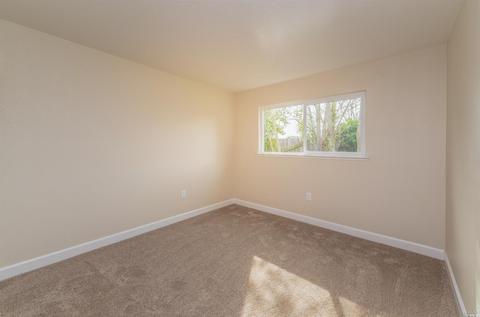 359 De Anza Dr, Vallejo, CA 94589 photo 13