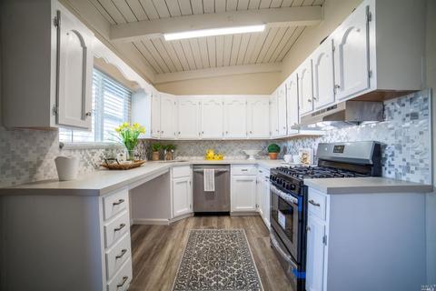 810 Oregon St, Fairfield, CA 94533 photo 1