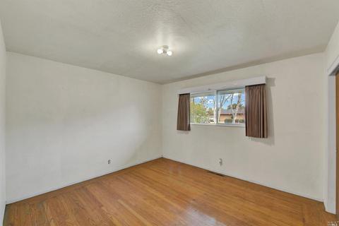 241 Franciscan Dr, Vallejo, CA 94589 photo 11