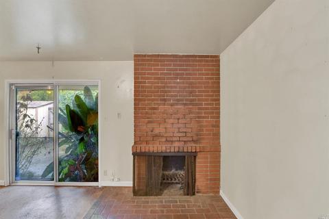 241 Franciscan Dr, Vallejo, CA 94589 photo 9
