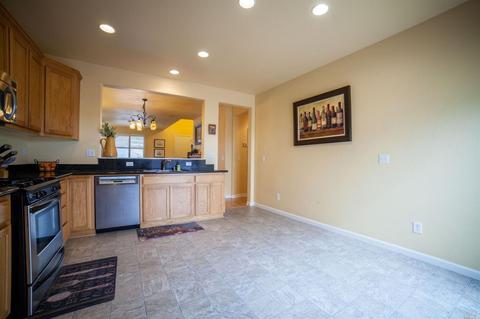 1561 Bailey Dr, Fairfield, CA 94533 photo 13