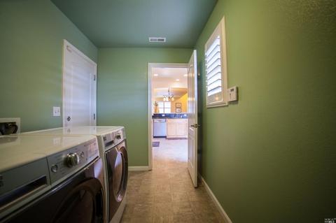 1561 Bailey Dr, Fairfield, CA 94533 photo 12