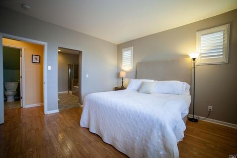 1561 Bailey Dr, Fairfield, CA 94533 photo 18
