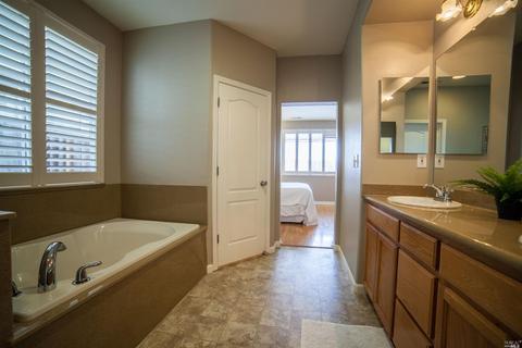 1561 Bailey Dr, Fairfield, CA 94533 photo 20