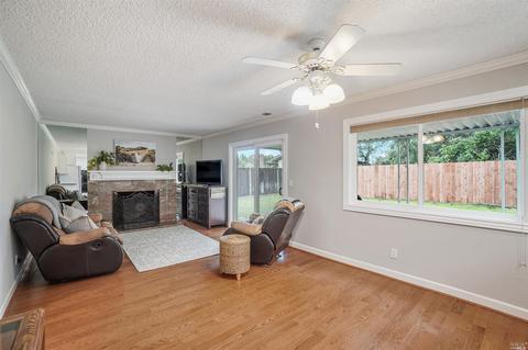 185 Daffodil Cir, Vallejo, CA 94591 photo 21