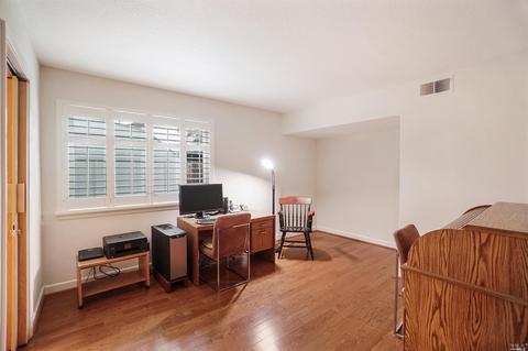 185 Daffodil Cir, Vallejo, CA 94591 photo 15