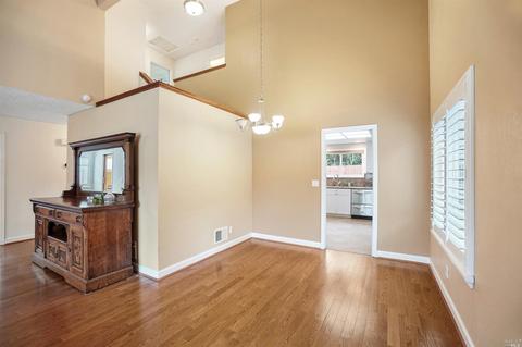 185 Daffodil Cir, Vallejo, CA 94591 photo 9
