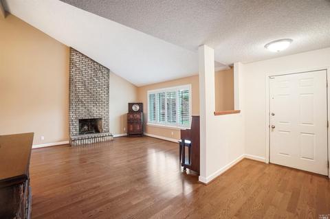 185 Daffodil Cir, Vallejo, CA 94591 photo 5