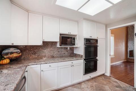185 Daffodil Cir, Vallejo, CA 94591 photo 19
