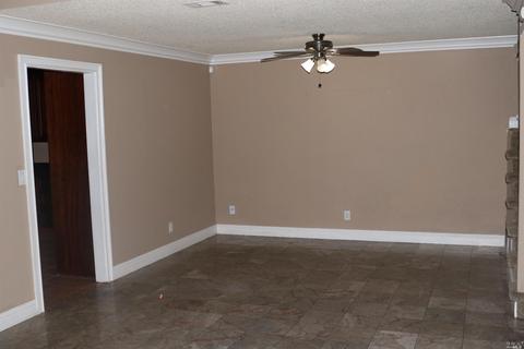 999 Matthew Ct, Fairfield, CA 94533 photo 4