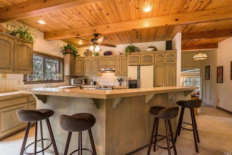 Undisclosed, Cloverdale, CA 95425 photo 11