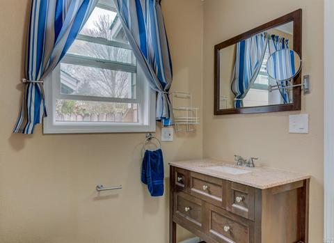 2243 Adrian St, Napa, CA 94558 photo 18
