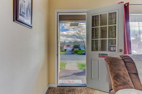 2243 Adrian St, Napa, CA 94558 photo 6