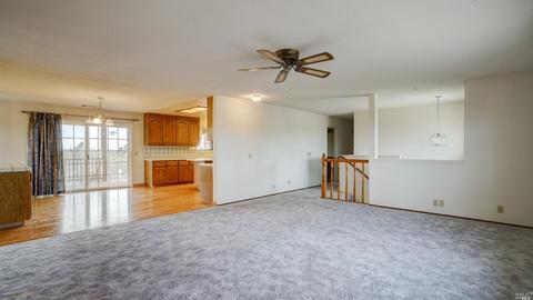 2802 Iris Ct, Fairfield, CA 94533 photo 5