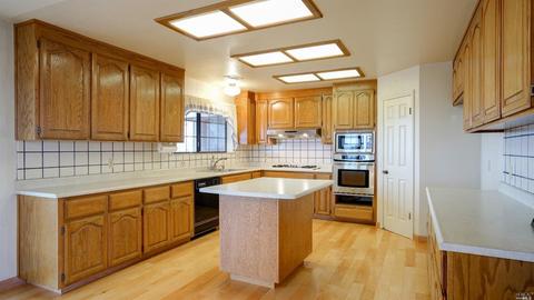 2802 Iris Ct, Fairfield, CA 94533 photo 7
