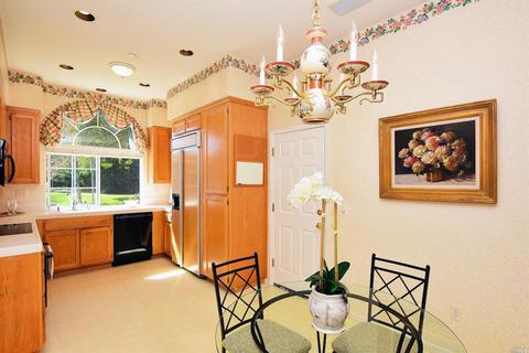 725 Kay Starr Ct, Windsor, CA 95492 photo 4