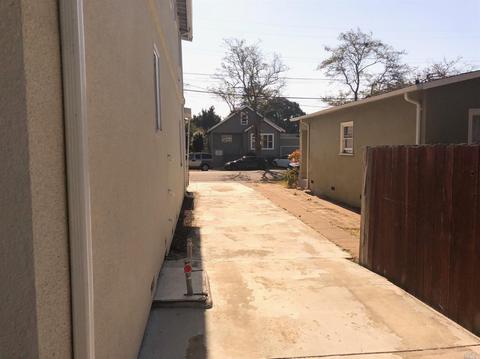 1519 Tyler St, Berkeley, CA 94703 photo 2