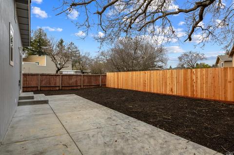 8197 Arthur St, Cotati, CA 94931 photo 17