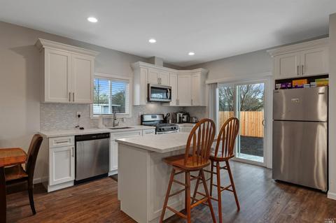 8197 Arthur St, Cotati, CA 94931 photo 20