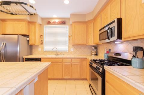 2829 Clarence Ln, Fairfield, CA 94533 photo 18