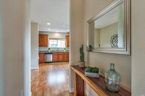 892 Lyon St, Sonoma, CA 95476 photo 6