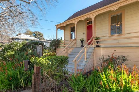 614 E St, San Rafael, CA 94901 photo 2
