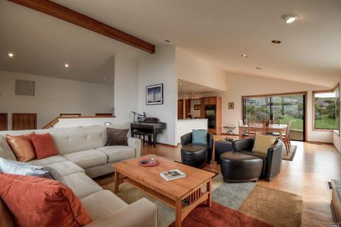 1071 Seaeagle Loop, Bodega Bay, CA 94923 photo 4