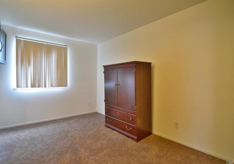 236 Clearpointe Dr, Vallejo, CA 94591 photo 11