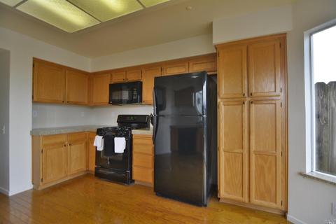 236 Clearpointe Dr, Vallejo, CA 94591 photo 5