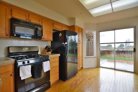 236 Clearpointe Dr, Vallejo, CA 94591 photo 7