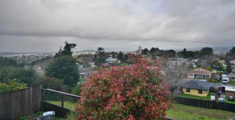 236 Clearpointe Dr, Vallejo, CA 94591 photo 17