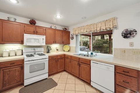 472 Bald Eagle Dr, Vacaville, CA 95688 photo 16