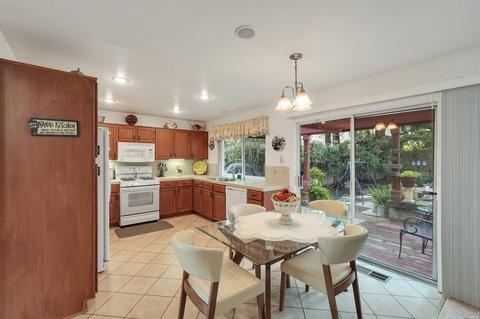 472 Bald Eagle Dr, Vacaville, CA 95688 photo 17