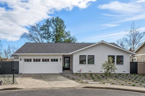 541 Chase St, Sonoma, CA 95476 photo 2