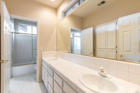 404 Trinity Ct, Petaluma, CA 94954 photo 27