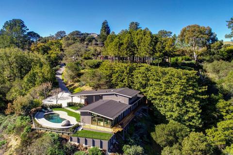 109 Crown Rd, Kentfield, CA 94904 photo 1