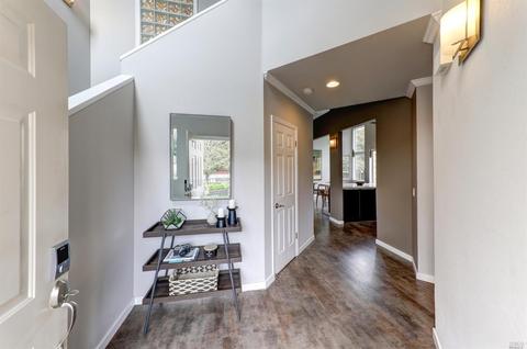 8 Parkview Cir, Corte Madera, CA 94925 photo 2