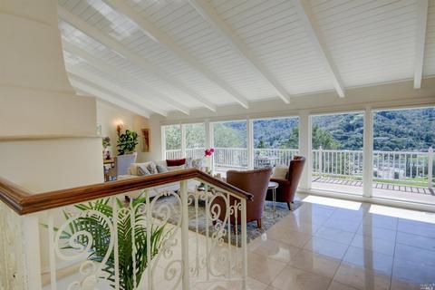 75 Eagle Dr, Novato, CA 94949 photo 8