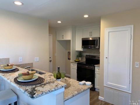 1218 Brant Ct, Fairfield, CA 94533 photo 2