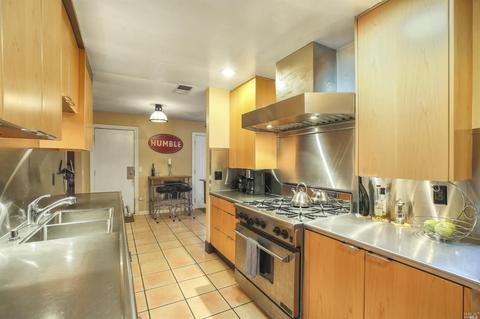 802 Walnut Ave, Sonoma, CA 95476 photo 3
