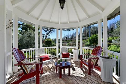 180 4th St E, Sonoma, CA 95476 photo 2