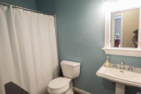 635 N Almond St, Dixon, CA 95620 photo 17