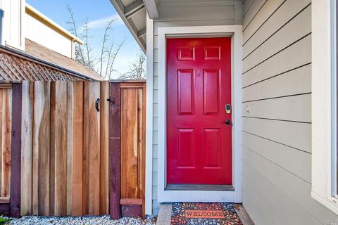 330 Broad Oak Way, Windsor, CA 95492 photo 2