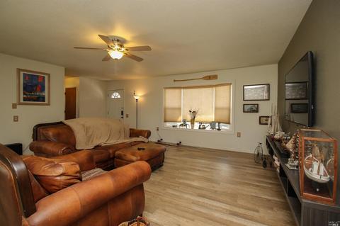 105 Olympic Cir, Vacaville, CA 95687 photo 9