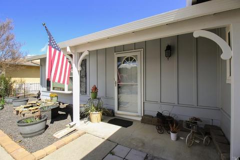 105 Olympic Cir, Vacaville, CA 95687 photo 5