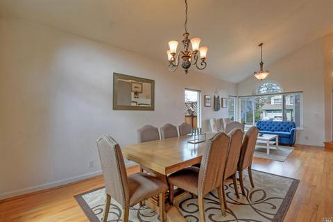 9468 Wellington Cir, Windsor, CA 95492 photo 5