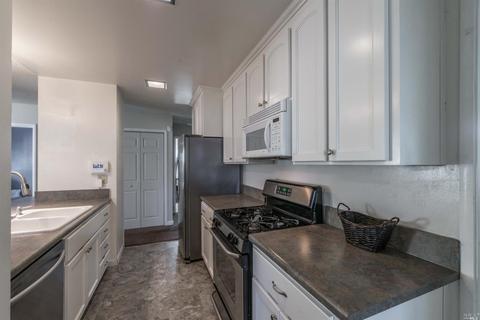 2031 Eagle Way, Fairfield, CA 94533 photo 5